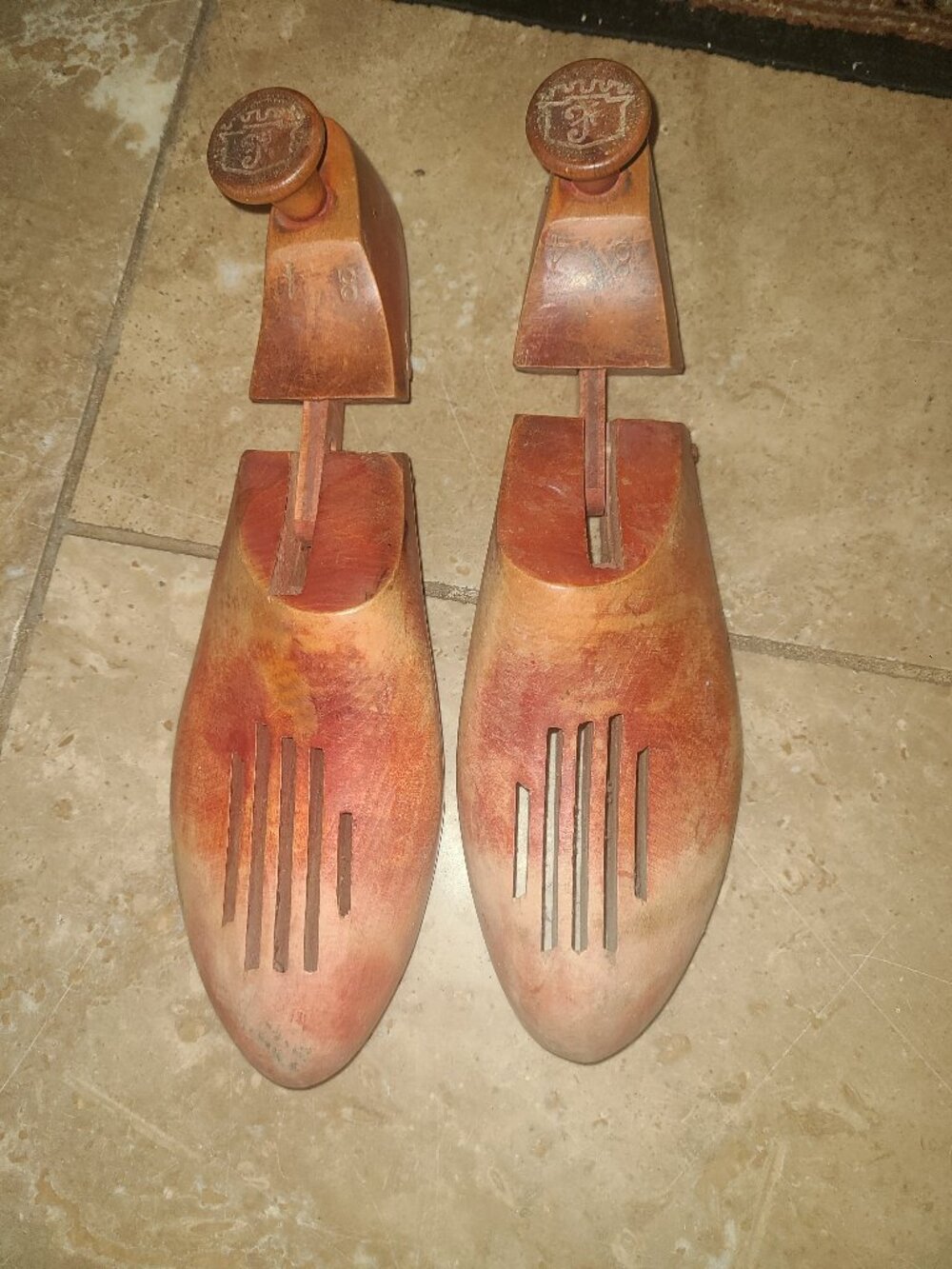 VTG Florsheim Solid Wood Shoe Tree Vented Form Insert Stretcher Pair Marked 8 4